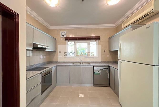 54493426 - صورة العقار 3