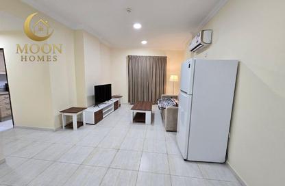 Apartment - 1 - 1 for rent in Umm Ghwailina Comm - Umm Ghuwalina - Umm Ghuwailina - Doha