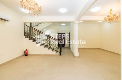 Villa - 5 - 4 for rent in Al Kheesa - Al Kheesa - Umm Salal Mohammed