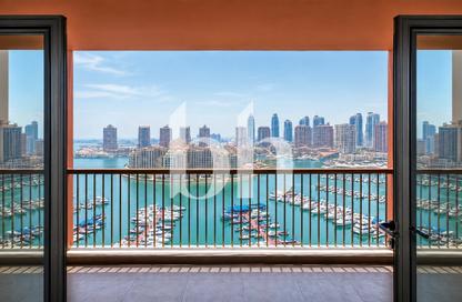 Apartment - 2 Bedrooms - 3 Bathrooms for rent in Porto Arabia - The Pearl Island - Doha Apartment - 2 Bedrooms - 3 Bathrooms for rent in Porto Arabia - The Pearl Island - Doha