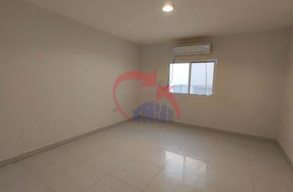Apartment - 5 Bedrooms - 3 Bathrooms for rent in Najma Street - Najma - Doha