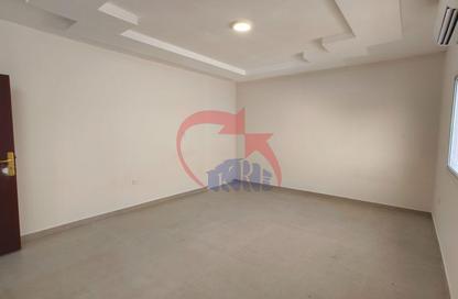Apartment - 5 Bedrooms - 3 Bathrooms for rent in Najma Street - Najma - Doha