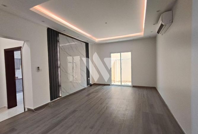 60112430 - Property Image 3