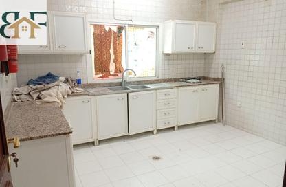 Apartment - 3 Bedrooms - 3 Bathrooms for rent in Al Mansoura - Al Mansoura - Doha