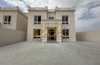 Villa - 7 Bedrooms - 7+ Bathrooms for sale in Umm Abirieh - Al Shamal
