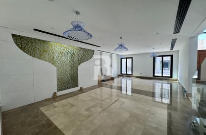 Compound - 5 Bedrooms - 6 Bathrooms for rent in Al Kheesa - Al Kheesa - Umm Salal Mohammed