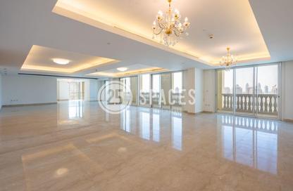 Penthouse - 4 Bedrooms - 5 Bathrooms for rent in Viva East - Viva Bahriyah - The Pearl Island - Doha