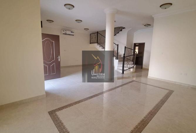 52910060 - Property Image 2