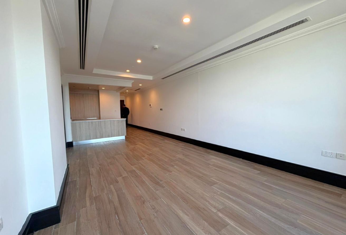 BILLS INCLUDED | SPACIOUS 1 BHK + BIG BALCONY - apartment in Viva Bahriyah