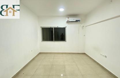 Apartment - Studio - 1 for rent in Al Khalidiya Street - Najma - Doha