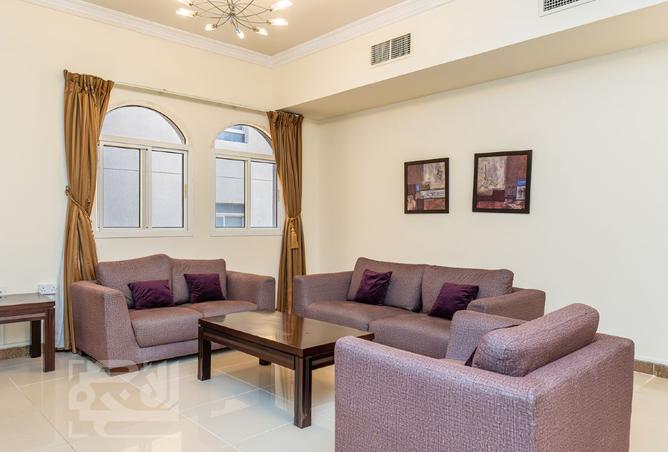 1005212 - Property Image 3