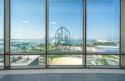 Office Space - Studio - 1 Bathroom for rent in Corniche Road - Corniche Road - Doha