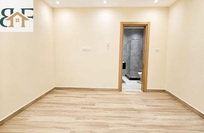 Apartment - 2 Bedrooms - 3 Bathrooms for rent in Al Mansoura - Al Mansoura - Doha