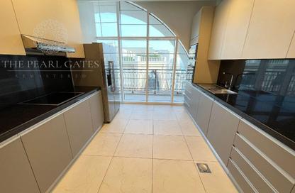 Penthouse - 3 Bedrooms - 4 Bathrooms for rent in Floresta Gardens - Floresta Gardens - The Pearl Island - Doha