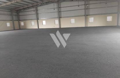 Warehouse - Studio - 5 Bathrooms for rent in East Industrial Street - Birkat Al Awamer - Al Wakra