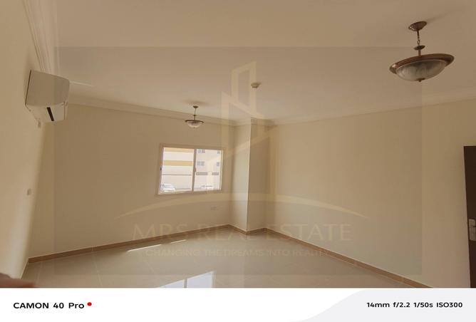 53521005 - Property Image 2