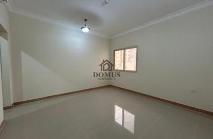 Apartment - 2 Bedrooms - 3 Bathrooms for rent in Thabit Bin Zaid Street - Al Mansoura - Doha