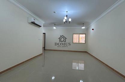 Apartment - 2 Bedrooms - 3 Bathrooms for rent in Thabit Bin Zaid Street - Al Mansoura - Doha