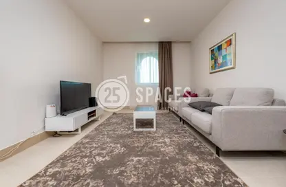 Apartment - 1 Bedroom - 2 Bathrooms for rent in Viva West - Viva Bahriyah - The Pearl Island - Doha