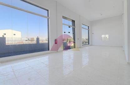 Warehouse - Studio - 7+ Bathrooms for rent in East Industrial Street - Birkat Al Awamer - Al Wakra Warehouse - Studio - 7+ Bathrooms for rent in East Industrial Street - Birkat Al Awamer - Al Wakra
