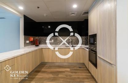 Apartment - Studio - 1 Bathroom for rent in Viva East - Viva Bahriyah - The Pearl Island - Doha