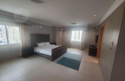 Apartment - 1 Bedroom - 2 Bathrooms for rent in Al Nasr Street - Al Nasr - Doha