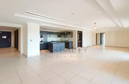 Apartment - 2 Bedrooms - 4 Bathrooms for sale in East Porto Drive - Porto Arabia - The Pearl Island - Doha