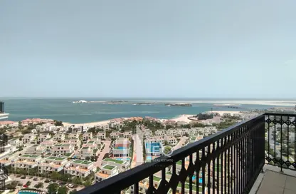 Apartment - 2 Bedrooms - 4 Bathrooms for rent in Floresta Gardens - Floresta Gardens - The Pearl Island - Doha