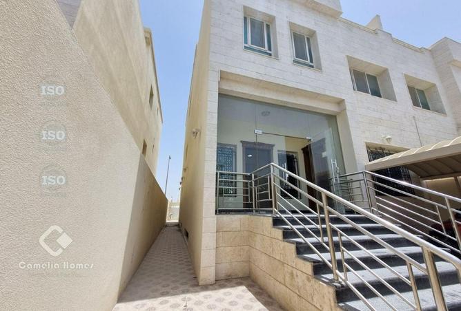 1029722 - Property Image 3