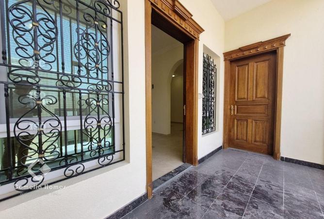 1029722 - Property Image 2