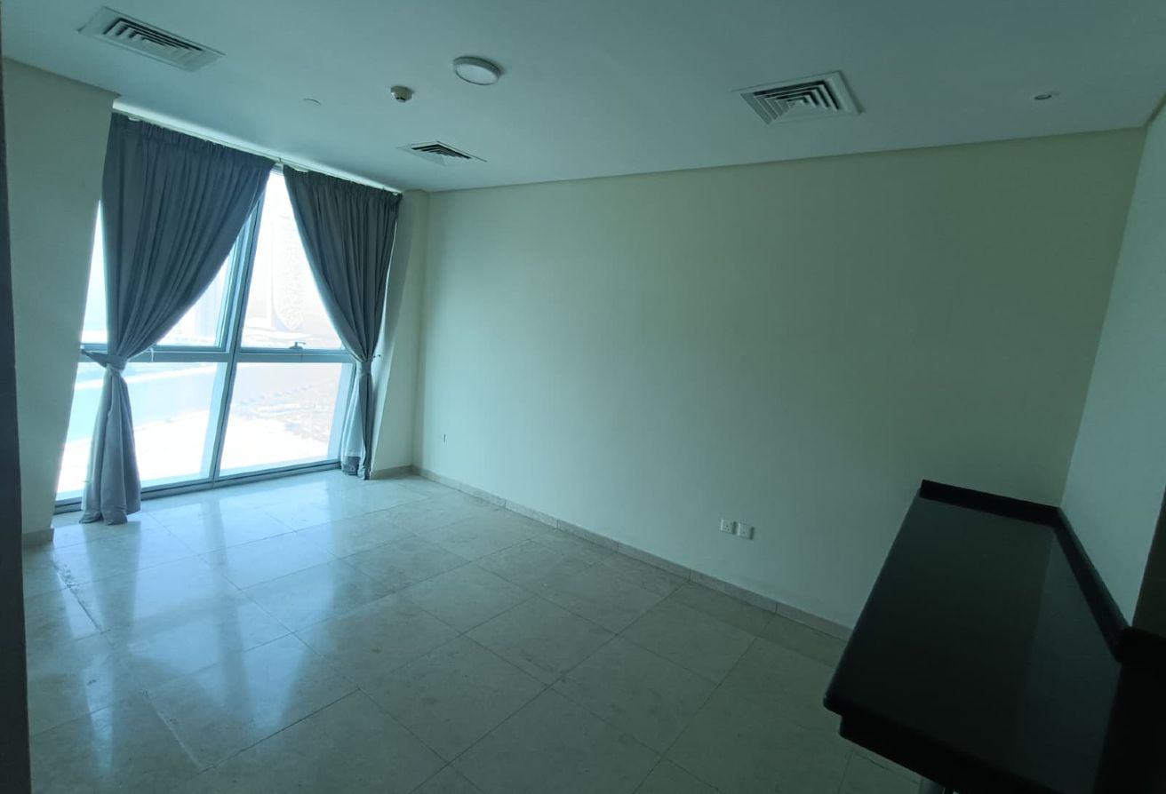 Luxury 2 BHK Apartment in Zig Zag Tower Lusail thumbnail 5