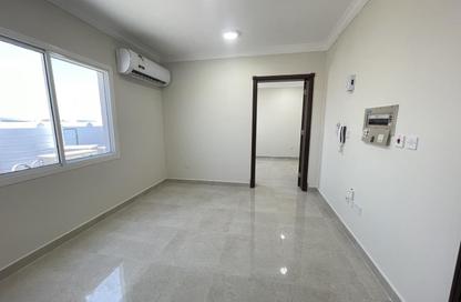 Apartment - 1 Bedroom - 1 Bathroom for rent in Old Airport Road - Old Airport Road - Doha