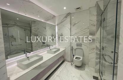 Penthouse - 4 Bedrooms - 6 Bathrooms for sale in Porto Arabia - The Pearl Island - Doha Penthouse - 4 Bedrooms - 6 Bathrooms for sale in Porto Arabia - The Pearl Island - Doha