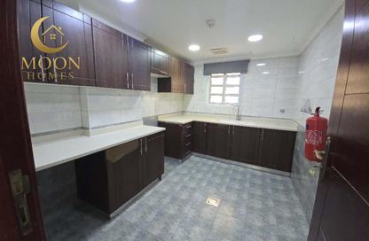 Apartment - 1 Bedroom - 1 Bathroom for rent in Umm Ghwailina Comm - Umm Ghuwalina - Umm Ghuwailina - Doha