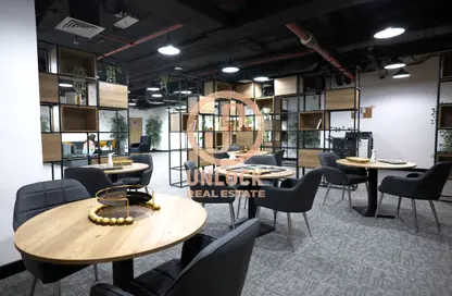 Office Space - 1 Bedroom - 2 Bathrooms for rent in Marina  25 - Marina District - Lusail