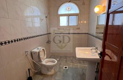 Apartment - Studio - 1 for rent in Salwa Road - Al Aziziyah - Doha
