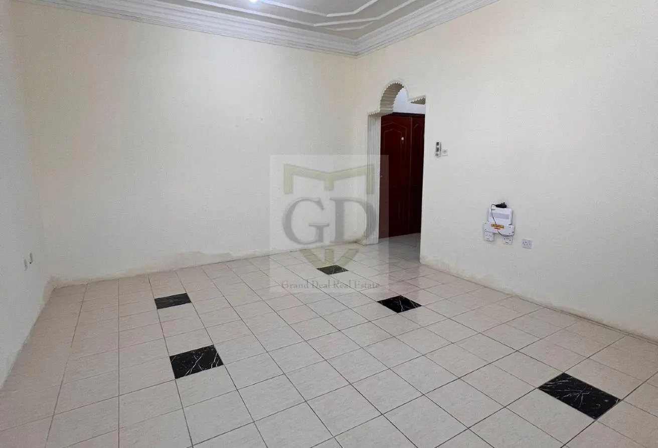 63078404 - Property Main Image