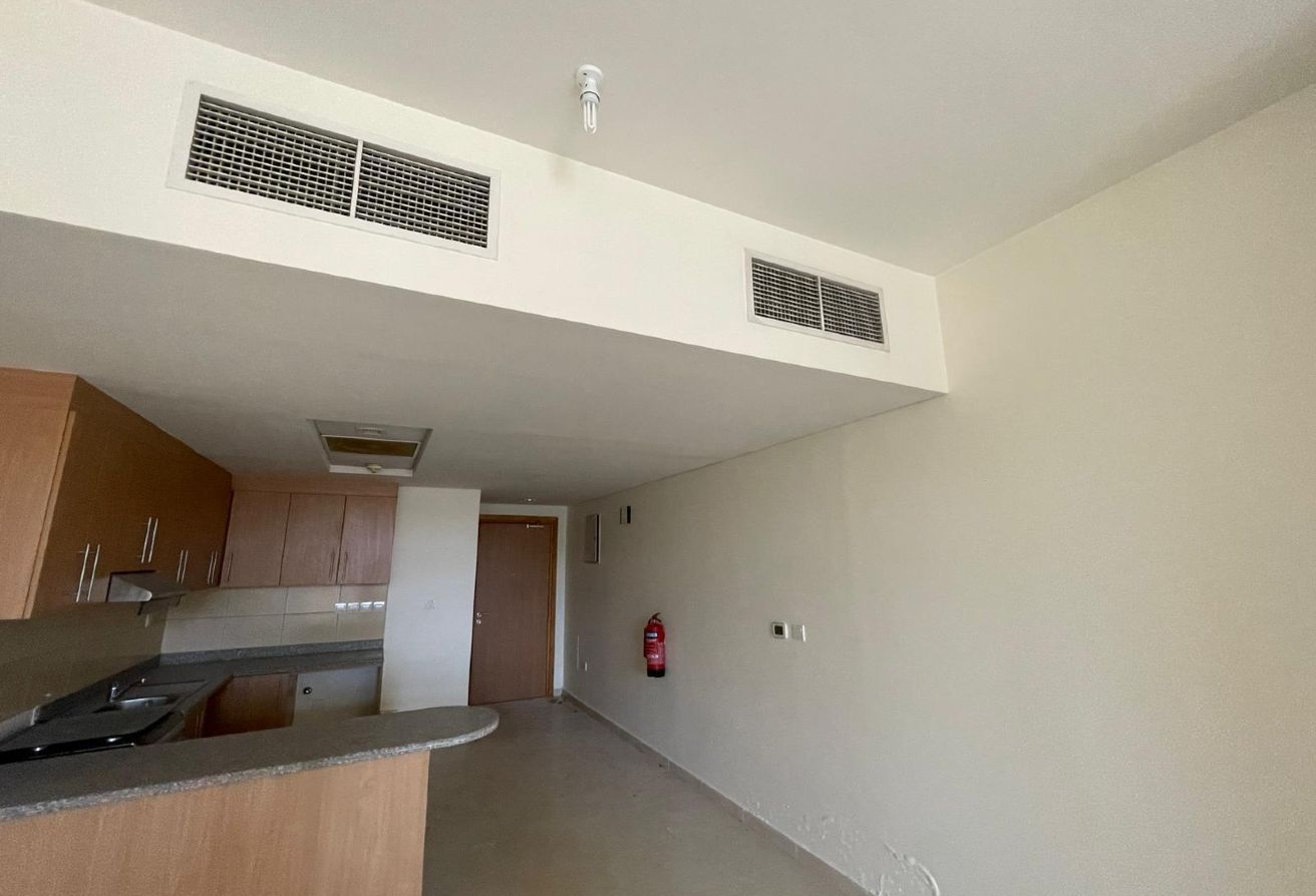 BIG SIZE 1 BEDROOM FOXHILLS LUSAIL @5500 WITH BILL thumbnail 7