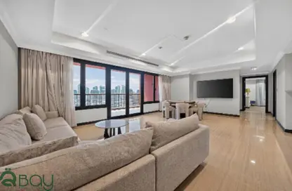 Apartment - 2 Bedrooms - 3 Bathrooms for rent in West Porto Drive - Porto Arabia - The Pearl Island - Doha