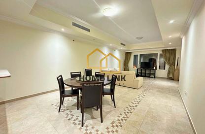 Apartment - 2 Bedrooms - 2 Bathrooms for rent in West Porto Drive - Porto Arabia - The Pearl Island - Doha