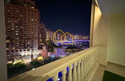 Apartment - 2 Bedrooms - 2 Bathrooms for rent in West Porto Drive - Porto Arabia - The Pearl Island - Doha