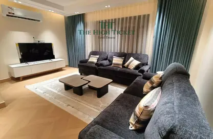 شقة - 2 غرف نوم - 2 حمامات للايجار في شارع النصر - النصر - الدوحة