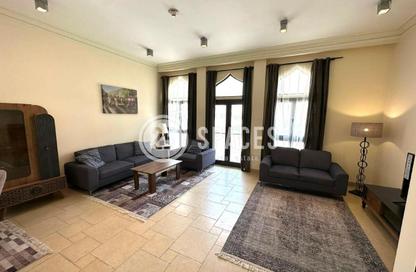 Apartment - 1 Bedroom - 2 Bathrooms for sale in Gondola - Qanat Quartier - The Pearl Island - Doha