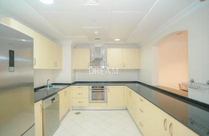 Apartment - 1 Bedroom - 2 Bathrooms for rent in East Porto Drive - Porto Arabia - The Pearl Island - Doha