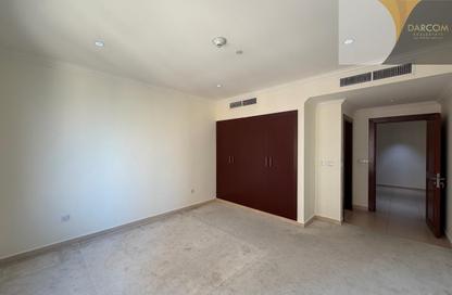 Apartment - 2 Bedrooms - 3 Bathrooms for sale in East Porto Drive - Porto Arabia - The Pearl Island - Doha