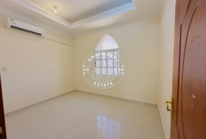 57304159 - Property Image 3