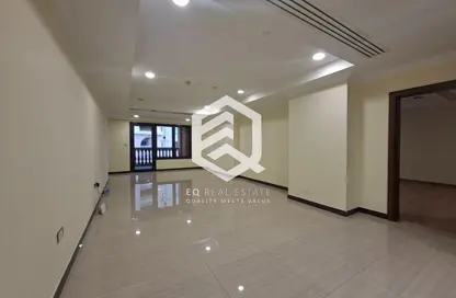 Apartment - 1 Bedroom - 2 Bathrooms for rent in East Porto Drive - Porto Arabia - The Pearl Island - Doha