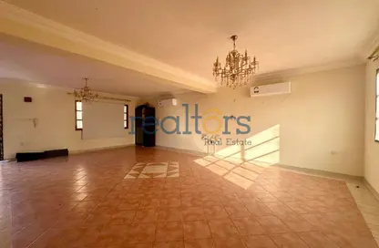 مجمع سكني - 3 غرف نوم - 4 حمامات للايجار في شارع  بو هامو - أبو هامور - الدوحة