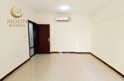 Apartment - 2 - 2 for rent in Al Mansoura - Al Mansoura - Doha