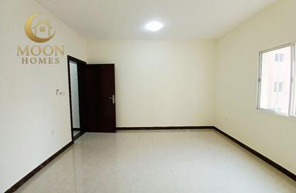 Apartment - 2 - 2 for rent in Al Mansoura - Al Mansoura - Doha